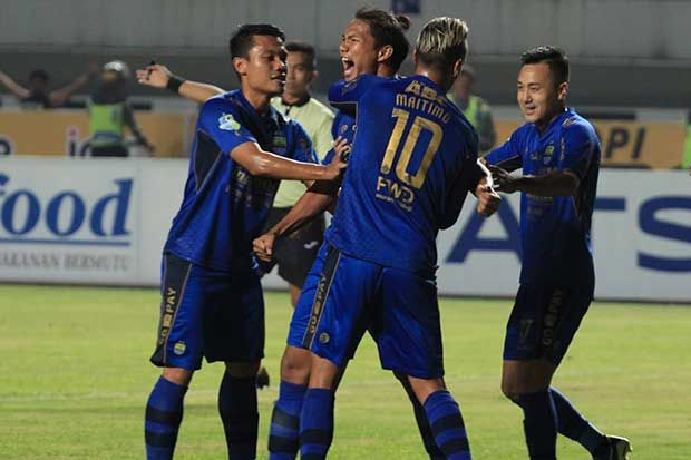 Walau Lawan Berat, Persib...