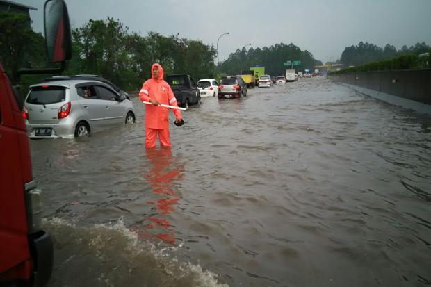 Ini Penyebab Banjir...