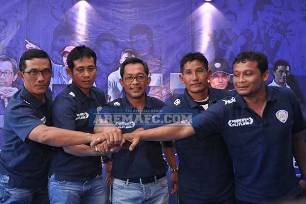Aji Santoso Mundur,...
