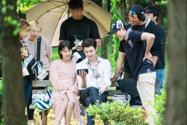 Manis, Lee Jong Suk...