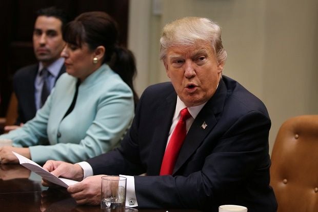 Trump Akan Sahkan Sanksi...