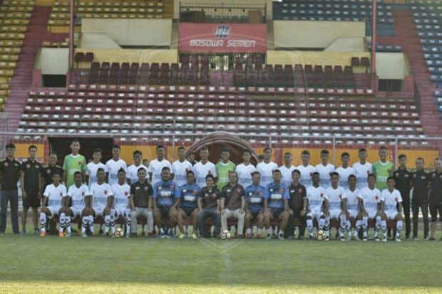 PSM Makassar Beri Kontrak...