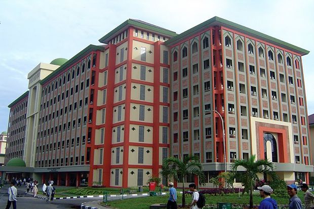 Di Bawah ITB, UIN Jakarta...