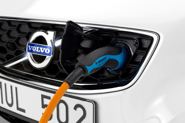 Volvo dan Geely Akan...