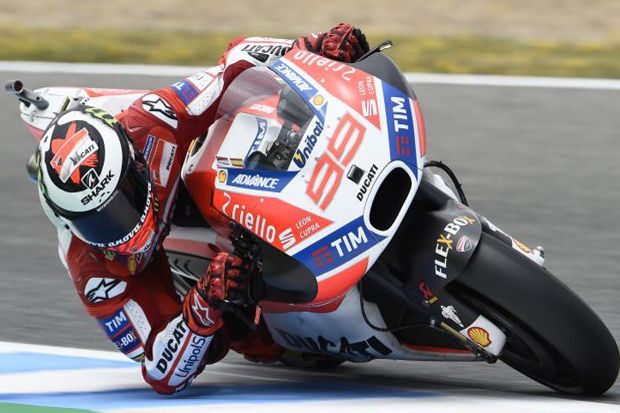 Lorenzo Geregetan Jajal...
