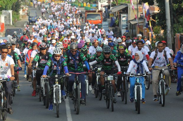 Menpora Pimpin Etape...