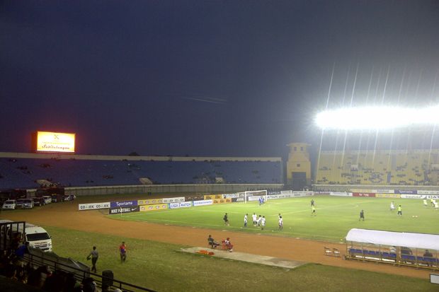 Bobotoh Dilarang Dukung...