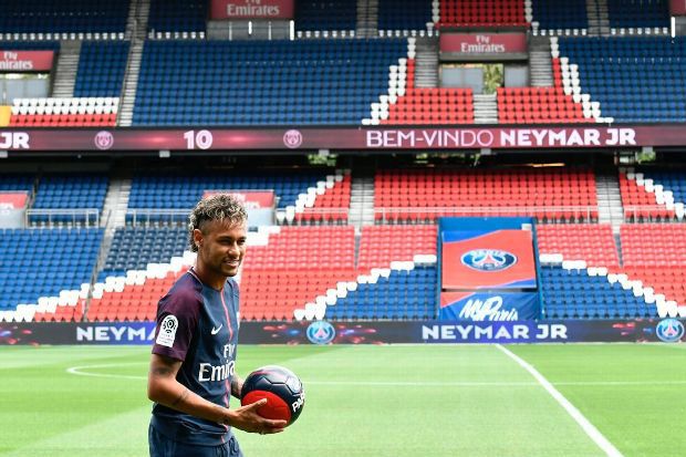 Neymar Batal Debut Ligue...