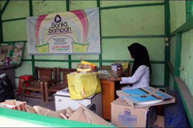 Kelola Sampah, Pemkot...
