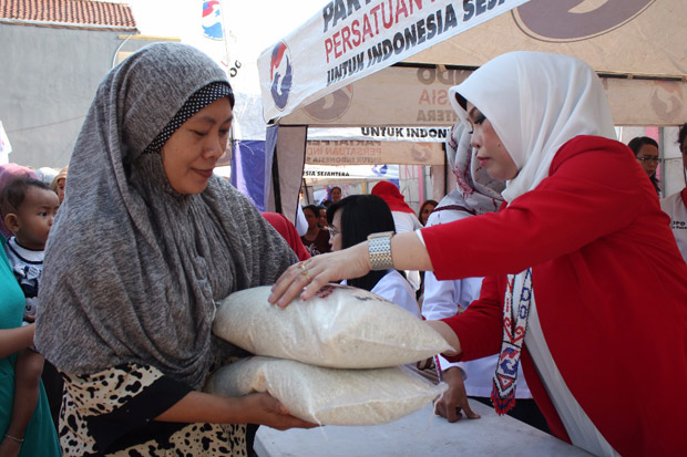 Warga Bekasi Antusias...
