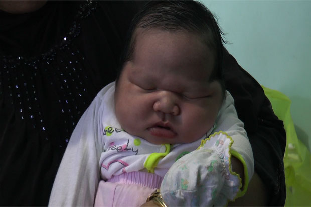 Lahir 6,2 Kg, Bayi Raja...