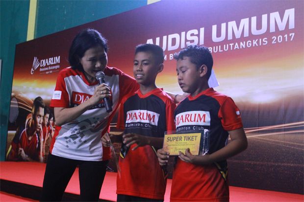 16 Pebulu Tangkis Cilik...