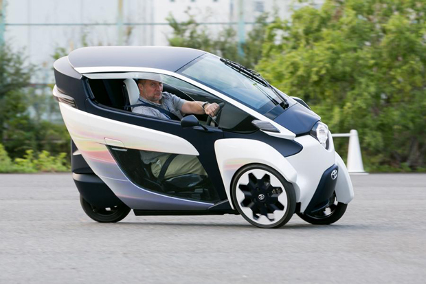 Toyota i-Road Dicoba...