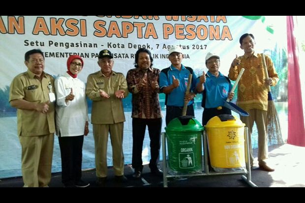 Kemenpar Ajak Warga...