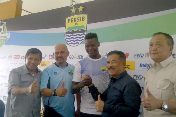 Striker Anyar Persib...