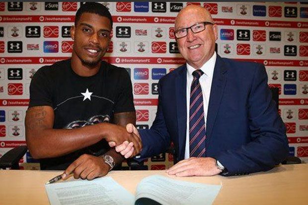 Mario Lemina Resmi Berseragam...