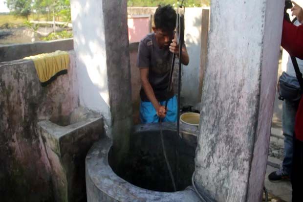 Miris, Warga Gunakan...