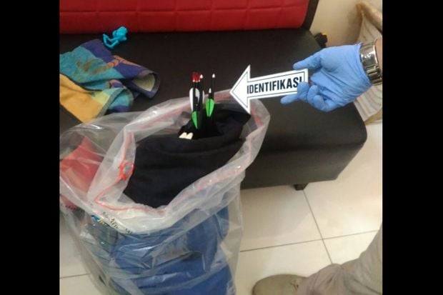 Polisi Temukan Buku...