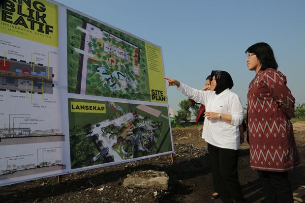 Risma Bangun Taman Baru...