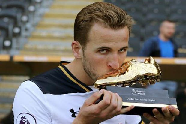 Penyerang Hotspur Ini...