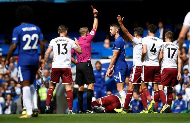 Burnley Jadi Mimpi Buruk...