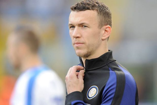 Perisic Mau Bertahan,...