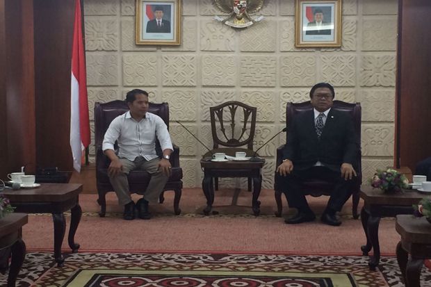 Bangun Generasi Muda,...