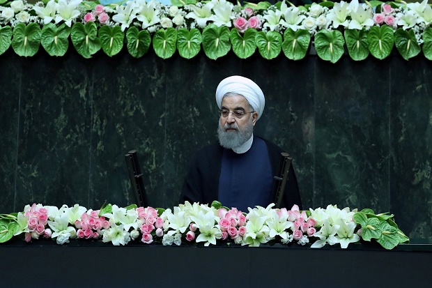 Iran Ancam Keluar dari...