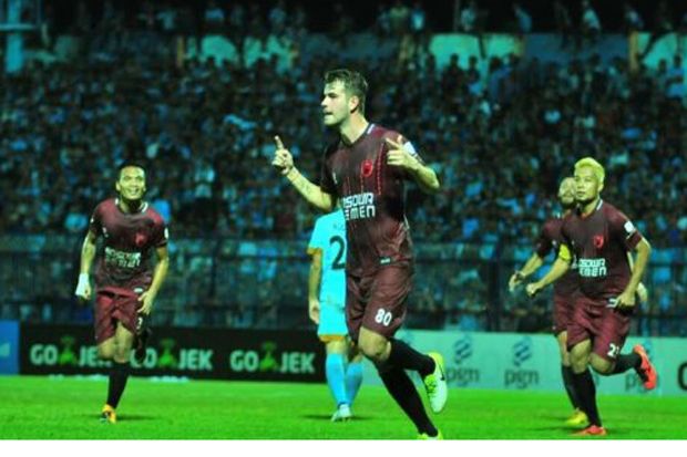Lini Tengah PSM Keropos...