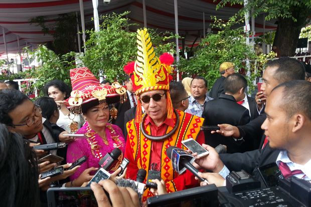 Berbusana Terbaik, Menkumham...