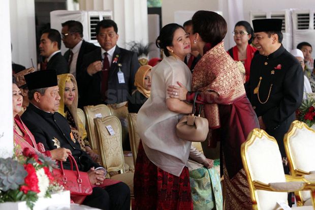 Respons BJ Habibie Soal...