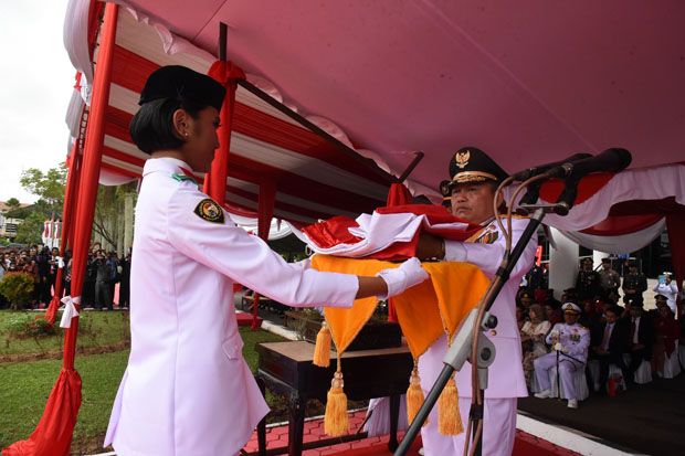 HUT RI Ke 72, Gubernur...