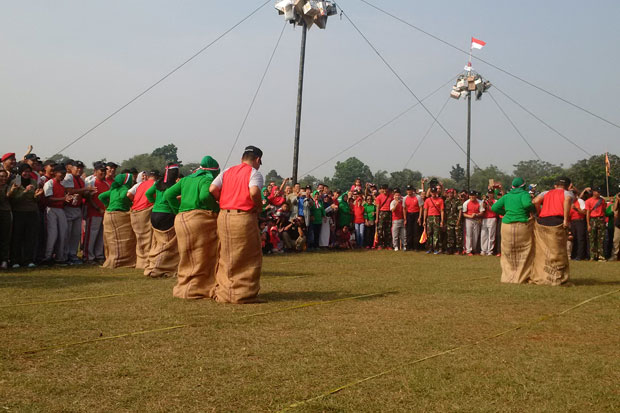 Danjen Kopassus & Istri...