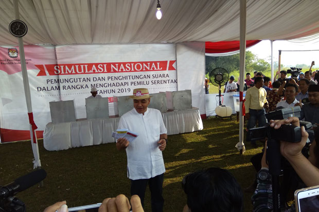 Ikut Simulasi Pemilu,...