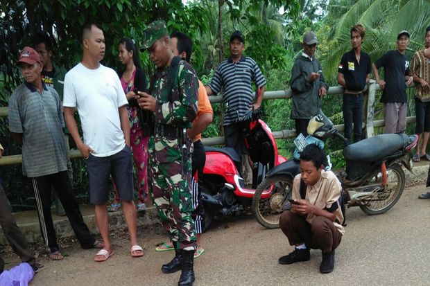 20 Lebih Umbul-umbul...