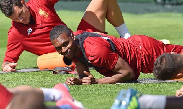 Daniel Sturridge Perkuat...
