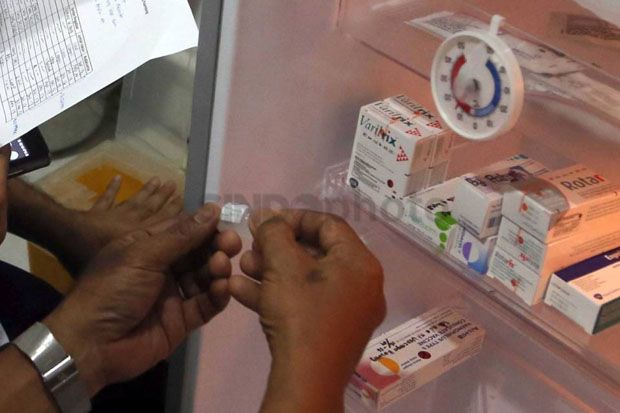 Vaksin Measles Rubella,...