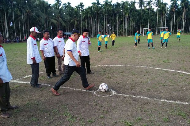 Gelar Kejuaraan Sepak...