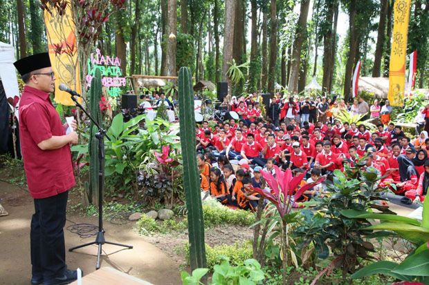 Kemah Kebangsaan, Bupati...