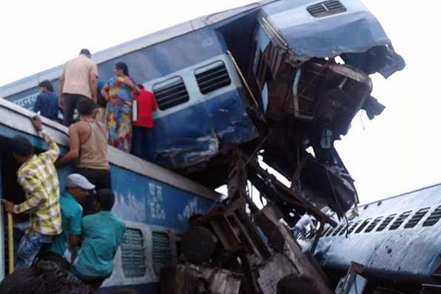 Kereta Tergelincir di...