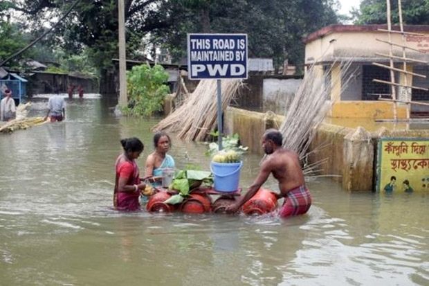 Banjir Picu Krisis Kemanusiaan...