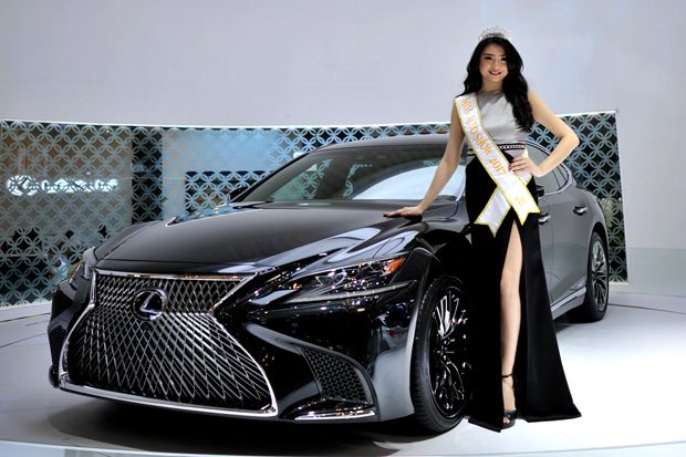 Lexus Bukukan Transaksi...