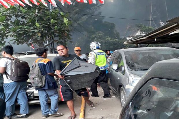 Si Jago Merah Hanguskan...