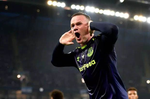 Cetak 200 Gol, Rooney...