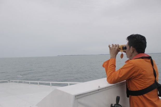 Kapal Perang Indonesia-Singapura...