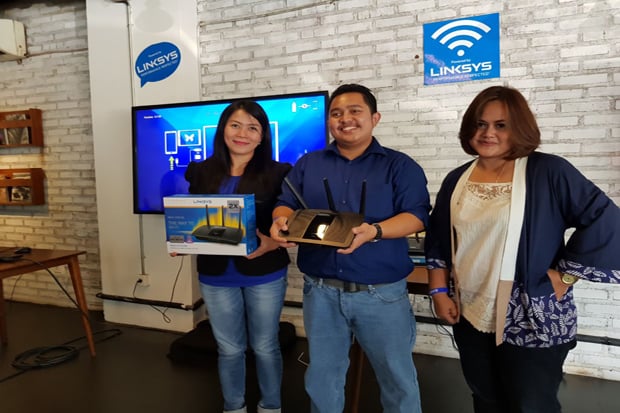 Router Linksys AC1900+...