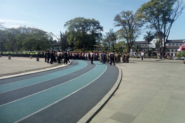 Karnaval Kemerdekaan...