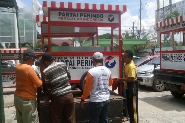 Penjual Gorengan di...