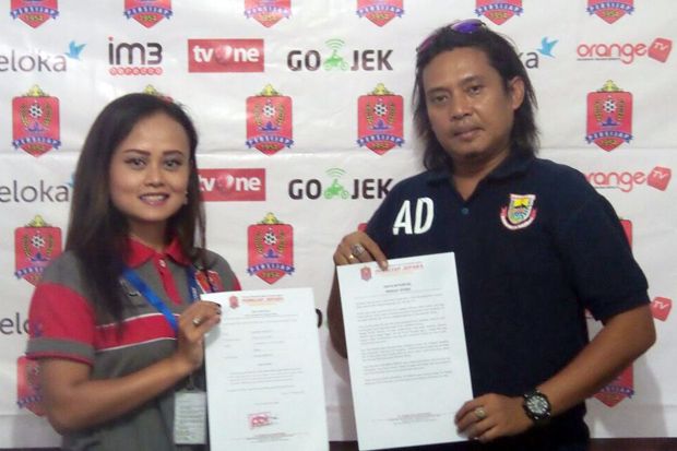 Terobosan Sepak Bola...