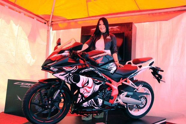 Honda Rajai Pasar Motor...
